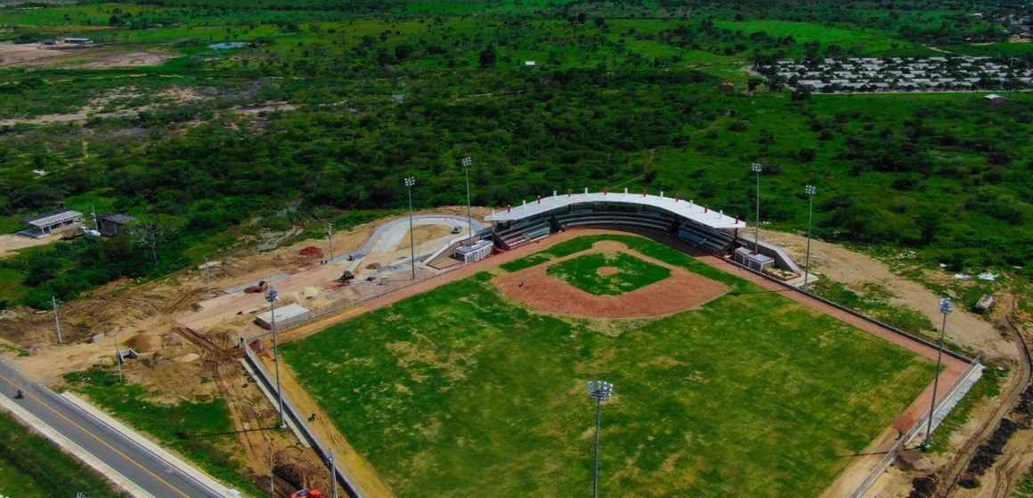 #AtlánticoLíderEnObras: Toma forma el estadio de béisbol que el Gobierno Verano construye en Manatí