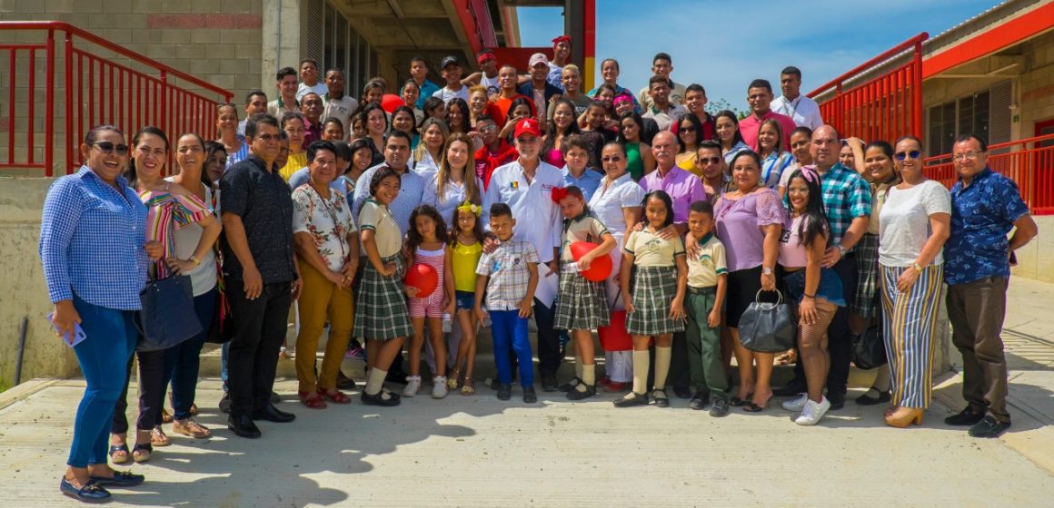 #AtlánticoLíderEnObras: Verano mejora condiciones de 3.200 estudiantes de Palmar de Varela y Santo Tomás