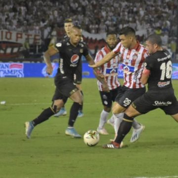 Nadie se quedó por fuera: Julio Comesaña reservó 28 jugadores para la finalísima