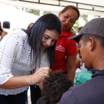 Soledeños les cumplieron a los niños llevándolos a vacunar