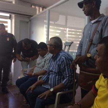 Padres de familia de Colegio Villa Estadio reconocen gestión del gobierno municipal ante caso de amenaza de docentes
