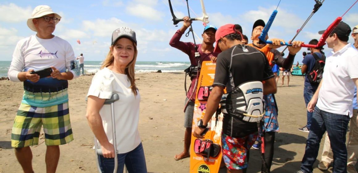 Elsa Noguera abrirá centro de desarrollo  del kitesurf en Juan de Acosta