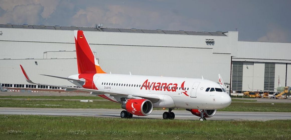Avión de Avianca, que cubría ruta Bogotá- Santa Marta, aterrizó de emergencia en Barranquilla