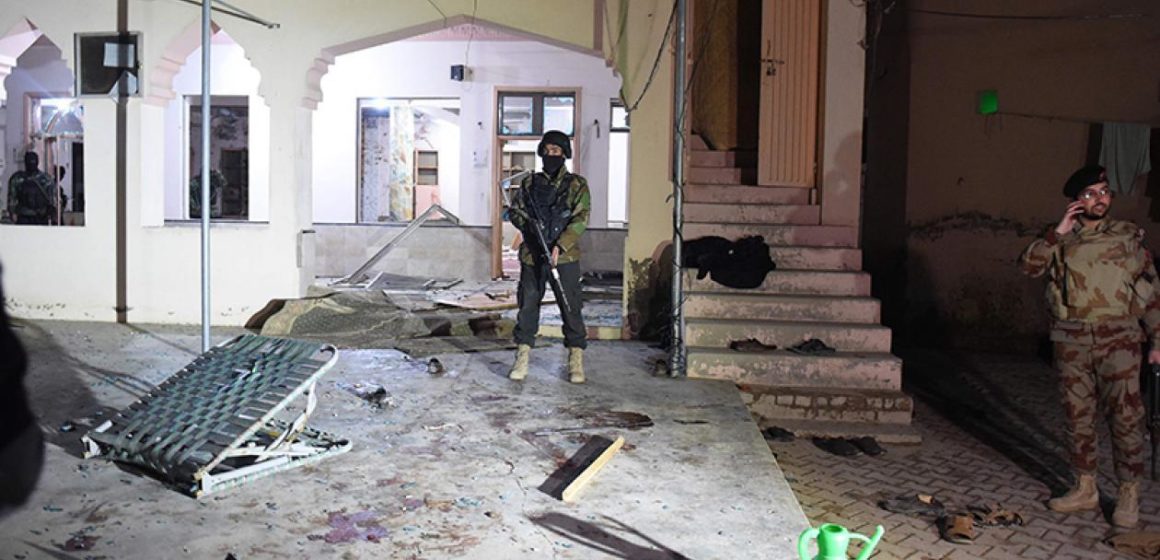 Al menos 15 muertos y 19 heridos en explosión en mezquita de Pakistán