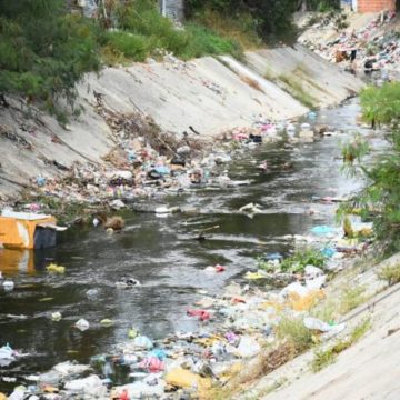 Hallan adolescente muerta en arroyo de Las Malvinas