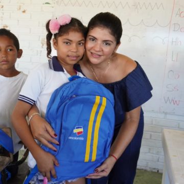 Primera Gestora Social de Soledad inicia programa de mejoramiento escolar para niños de  la isla Cabica
