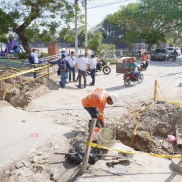 “Estamos dispuestos a escuchar a todas las empresas que  deseen asumir la operación del acueducto y alcantarillado: Ucrós