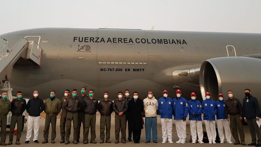 Misión humanitaria ya despegó desde Corea del Sur hacia Wuhan para buscar a colombianos