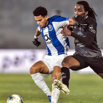 El Porto de Luis Díaz se juega un partido vital, en el clásico ante Benfica