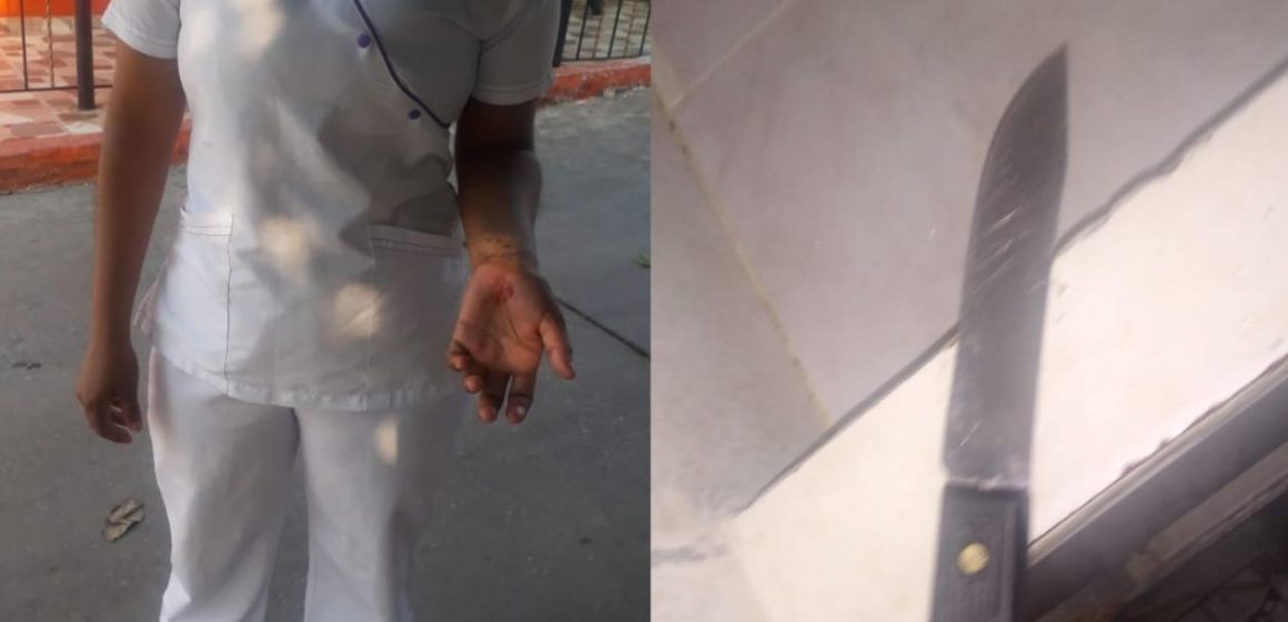 Auxiliar de enfermería fue discriminada y atacada a cuchillo en San Felipe