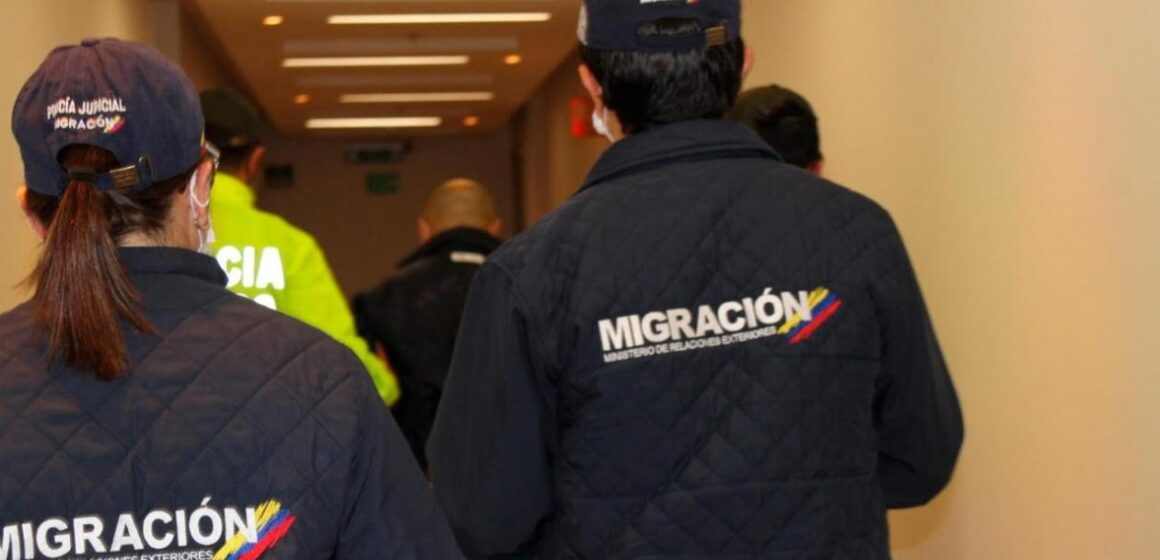 Capturan a funcionario de Migración Colombia vinculado con red de narcos