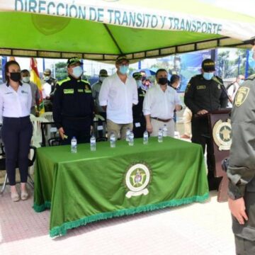 PARA LA SEGURIDAD EN BARRANQUILLA LA GOBERNACION DEL ATLANTICO APORTA 5OO MILLONES DE PESOS