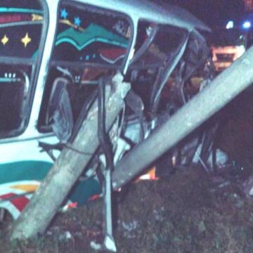 Accidente de bus en la cordialidad: 1 muerto y 2 municipios sin luz