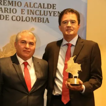 PROGRAMA DEL ALCALDE DE SOLEDAD  RECIBE DISTINCION “ALCALDE SOLIDARIO E INCLUYENTE DE COLOMBIA 2022”