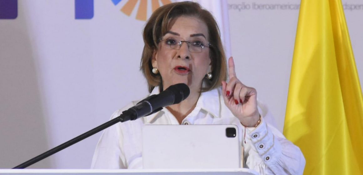 CLAMOR DE LA PROCURADORA MARGARITA CABELLO EN FAVOR DE LOS INMIGRANTES.